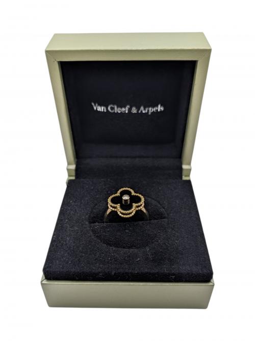 VAN CLEEF & ARPELS（ヴァンクリーフ＆アーペル）VAN CLEEF & ARPELS Vintage Alhambra Ring, 18K yellow gold, onyx, Diamond, ヴィンテージ アルハンブラ リング オニキス ダイヤモンド サイズ:49（9号）の古着・服飾アイテム