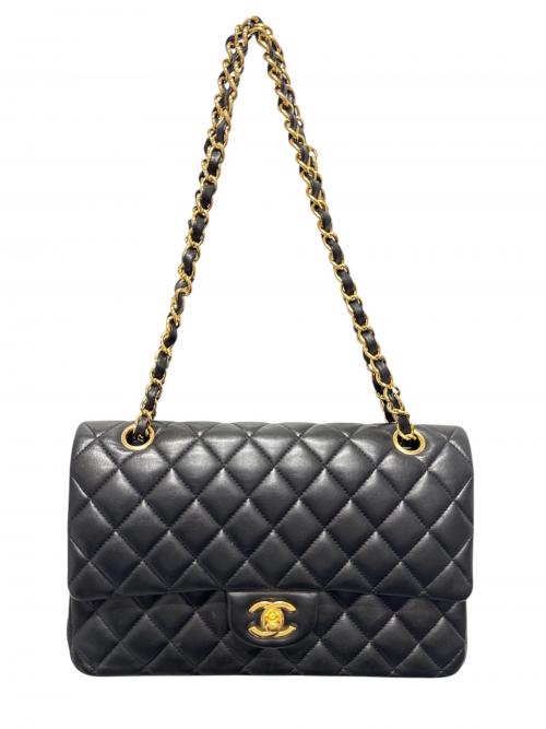 CHANEL（シャネル）CHANEL (シャネル) マトラッセ25/Wフラップチェーンショルダーバッグ ブラック×ゴールド金具 サイズ:25の古着・服飾アイテム
