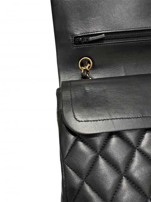 CHANEL（シャネル）CHANEL (シャネル) マトラッセ25/Wフラップチェーンショルダーバッグ ブラック×ゴールド金具 サイズ:25の古着・服飾アイテム