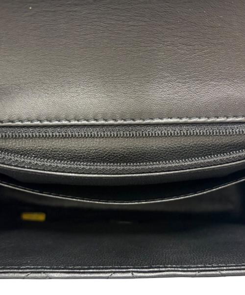 CHANEL（シャネル）CHANEL (シャネル) シングルフラップチェーンショルダーバッグ ブラック×ゴールド金具 サイズ:ミニ/mini/16cmの古着・服飾アイテム