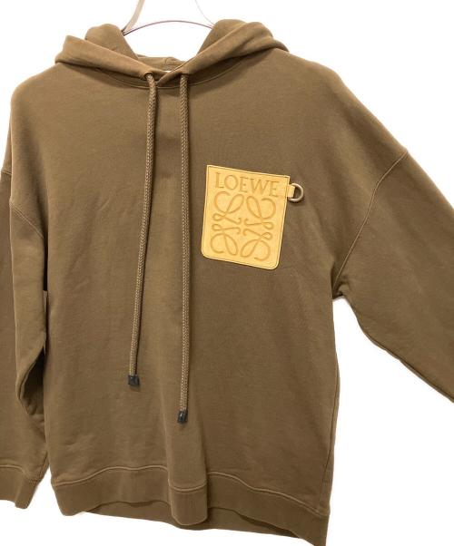 LOEWE（ロエベ）LOEWE (ロエベ) アナグラムレザーポケットパーカー オリーブ サイズ:XSの古着・服飾アイテム
