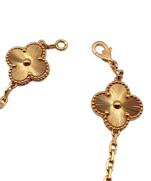 VAN CLEEF & ARPELS（ヴァンクリーフ＆アーペル）VAN CLEEF & ARPELS Vintage Alhambra Guilloché 5-Motif Bracelet/ヴィンテージアルハンブラ ギョーシェ 5P ブレスレット/ARP3JK00 サイズ:ヴィンテージ/の古着・服飾アイテム