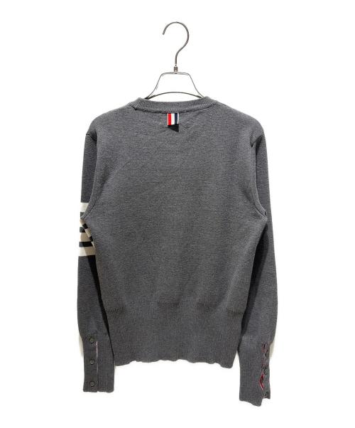 Thom Browne（トムブラウン）Thom Browne Milano Stitch Cotton Crepe 4-Bar Pullover/ミラノ ステッチ コットン クレープ 4-BAR プルオーバー/FKA239A-00219035 グレー サイズ:42の古着・服飾アイテム