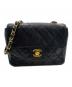 CHANEL（シャネル）の古着「ミニマトラッセチェーンショルダーバッグ」｜ブラック