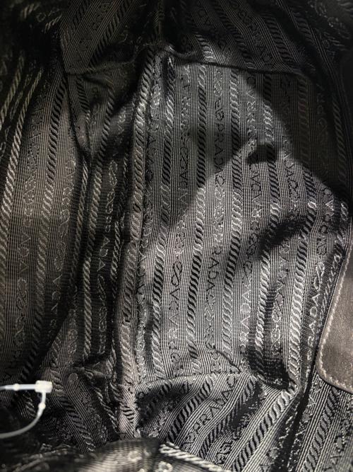 PRADA（プラダ）PRADA (プラダ) レザーワンショルダーバッグ ブラック サイズ:-の古着・服飾アイテム