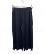 PLEATS PLEASEプリーツプリーズ）の古着「クロップ丈・ハーフパンツ」｜ネイビー
