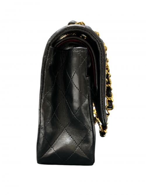 CHANEL（シャネル）CHANEL (シャネル) マトラッセ25/Wフラップチェーンショルダーバッグ ブラック×ゴールド金具 サイズ:25の古着・服飾アイテム