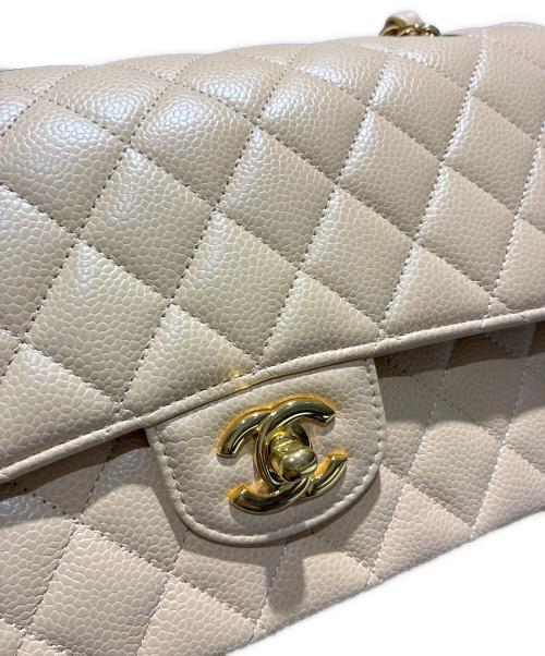 CHANEL（シャネル）CHANEL (シャネル) Wフラップチェーンショルダーバッグ/マトラッセ25/Medium Classic Flap Bag  ベージュ サイズ:25の古着・服飾アイテム