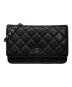 CHANEL（シャネル）の古着「タイムレスクラシック/マトラッセ チェーンショルダーウォレット」｜ブラック