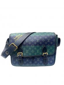 LOUIS VUITTON（ルイ ヴィトン）の古着「サッチェル メッセンジャー M15178」｜グリーン