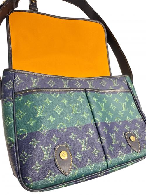 LOUIS VUITTON（ルイ ヴィトン）LOUIS VUITTON (ルイ ヴィトン) サッチェル メッセンジャー M15178 グリーンの古着・服飾アイテム