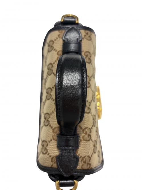 GUCCI（グッチ）GUCCI (グッチ) GGマーモント ミニトップハンドルバッグ ベージュ サイズ:-の古着・服飾アイテム