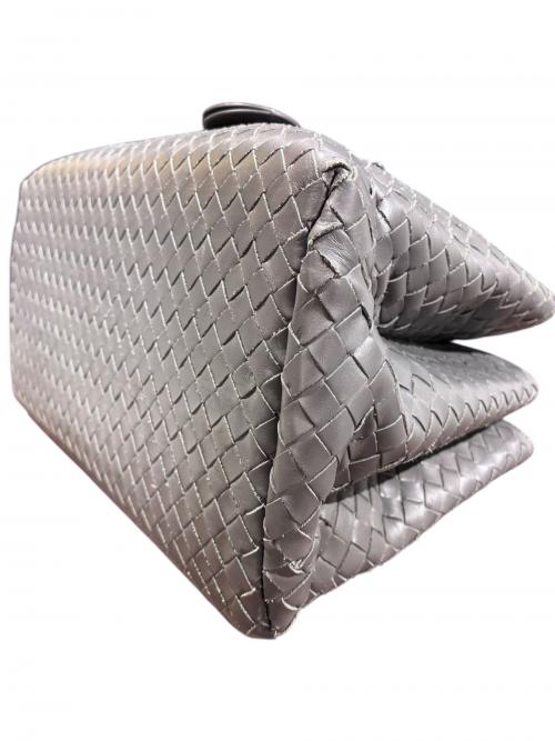 BOTTEGA VENETA（ボッテガベネタ）BOTTEGA VENETA (ボッテガベネタ) イントレチャート ローマハンドバッグ グレー サイズ:－の古着・服飾アイテム