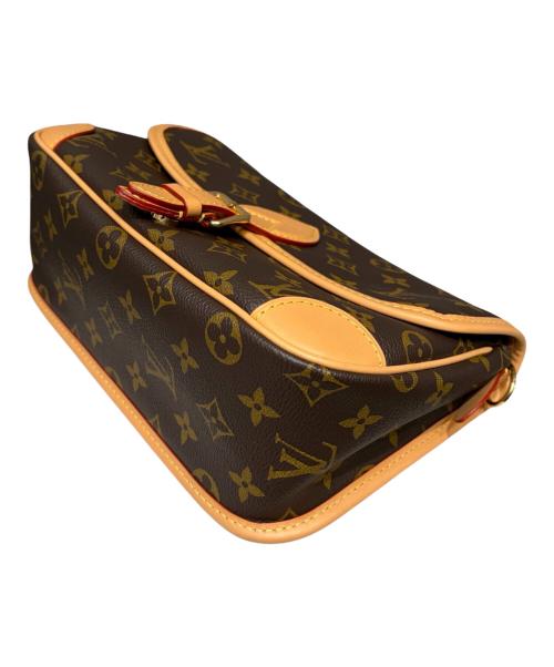 LOUIS VUITTON（ルイ ヴィトン）LOUIS VUITTON (ルイ ヴィトン) ディアヌ/ショルダーバッグ ブラウンの古着・服飾アイテム