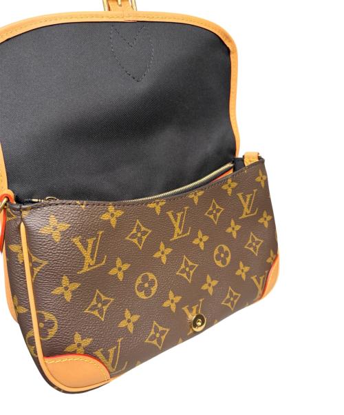 LOUIS VUITTON（ルイ ヴィトン）LOUIS VUITTON (ルイ ヴィトン) ディアヌ/ショルダーバッグ ブラウンの古着・服飾アイテム