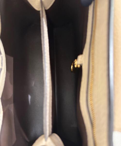 LOUIS VUITTON（ルイ ヴィトン）LOUIS VUITTON (ルイ ヴィトン) カプシーヌBB ハンドバッグ ベージュ サイズ:BBの古着・服飾アイテム