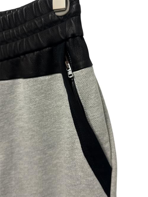 AMIRI（アミリ）AMIRI (アミリ) レザー切替スウェットパンツ グレー サイズ:40の古着・服飾アイテム