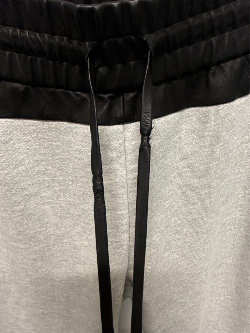 AMIRI（アミリ）AMIRI (アミリ) レザー切替スウェットパンツ グレー サイズ:40の古着・服飾アイテム