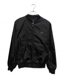 PRADA（プラダ）の古着「Re-Nylon トライアングルロゴプレートライト ボンバージャケット」｜ブラック