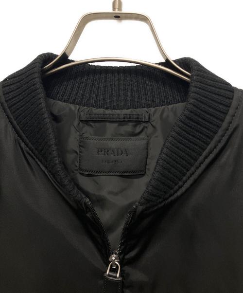 PRADA（プラダ）PRADA (プラダ) Re-Nylon トライアングルロゴプレートライト ボンバージャケット ブラック サイズ:54の古着・服飾アイテム