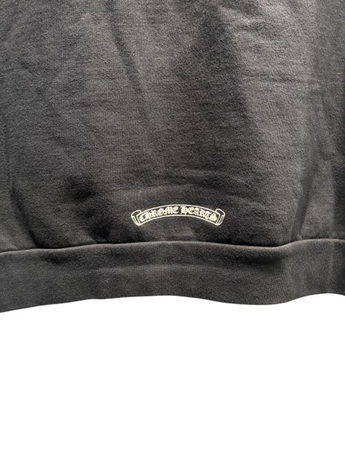 CHROME HEARTS（クロムハーツ）CHROME HEARTS (クロムハーツ) SWTSHRT PLVR/ネックアームロゴプリントスウェット ブラック サイズ:Mの古着・服飾アイテム