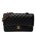 CHANEL（シャネル）の古着「マトラッセ25 Wフラップチェーンショルダーバッグ」｜ブラック