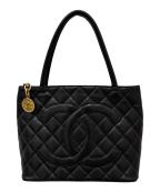 CHANELシャネル）の古着「ココマーク 復刻トートバッグ」｜ブラック
