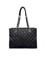 CHANELシャネル）の古着「GSTトートバッグ」｜ブラック