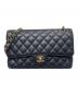 CHANEL（シャネル）の古着「マトラッセ25/Wフラップチェーンショルダーバッグ」｜ブラック