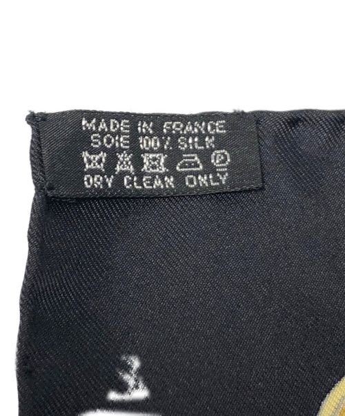 HERMES（エルメス）HERMES (エルメス) カレ90ETRIERS ブラック×ピンクの古着・服飾アイテム