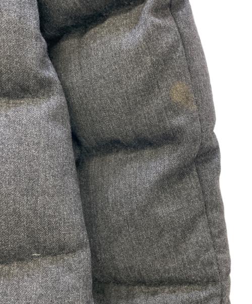 MONCLER（モンクレール）MONCLER (モンクレール) Long down jacket グレーの古着・服飾アイテム