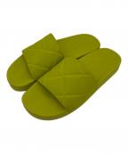 BOTTEGA VENETAボッテガベネタ）の古着「ザ・スライダーサンダル」｜黄緑