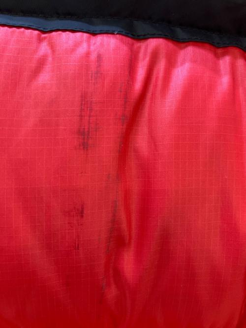 THE NORTH FACE（ザ ノース フェイス）THE NORTH FACE (ザ ノース フェイス) ヌプシダウンジャケット NF003AS レッド サイズ:Mの古着・服飾アイテム