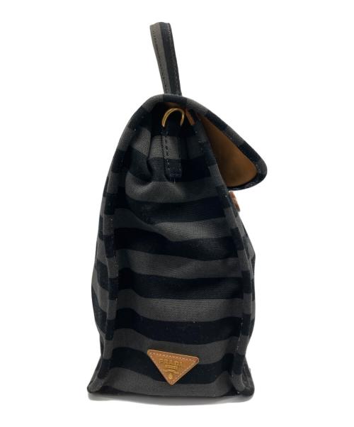 PRADA（プラダ）PRADA (プラダ) 2WAYキャンバスバッグ カナパキャンバス ボーダー ブラック×グレーの古着・服飾アイテム