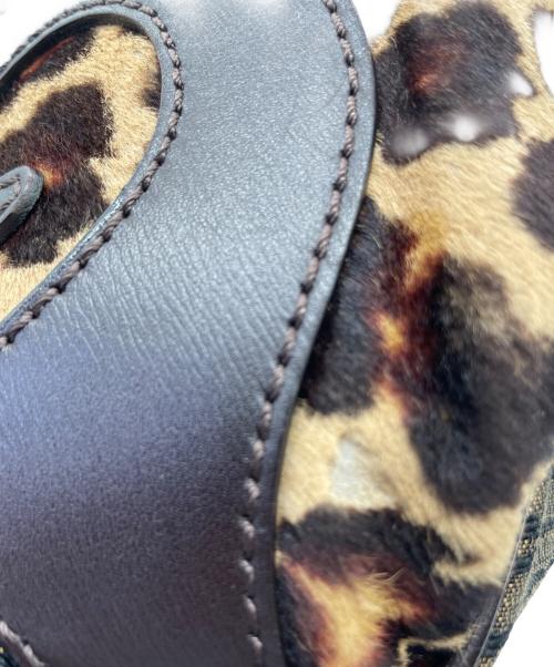 FENDI（フェンディ）FENDI (フェンディ) ハンドバッグ ボルサ ブラウンの古着・服飾アイテム