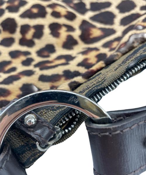 FENDI（フェンディ）FENDI (フェンディ) ハンドバッグ ボルサ ブラウンの古着・服飾アイテム