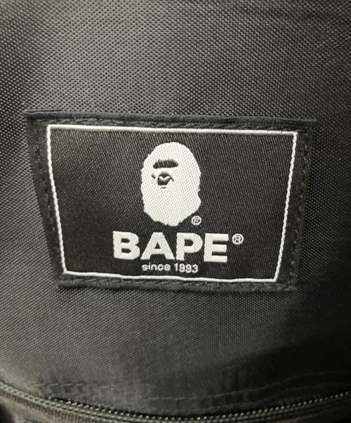 A BATHING APE（アベイシングエイプ）A BATHING APE (アベイシングエイプ) キャリーバッグ グリーンの古着・服飾アイテム