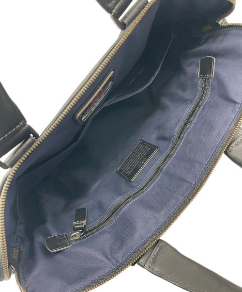TUMI（トゥミ）TUMI (トゥミ) ビジネスバッグ ブラックの古着・服飾アイテム