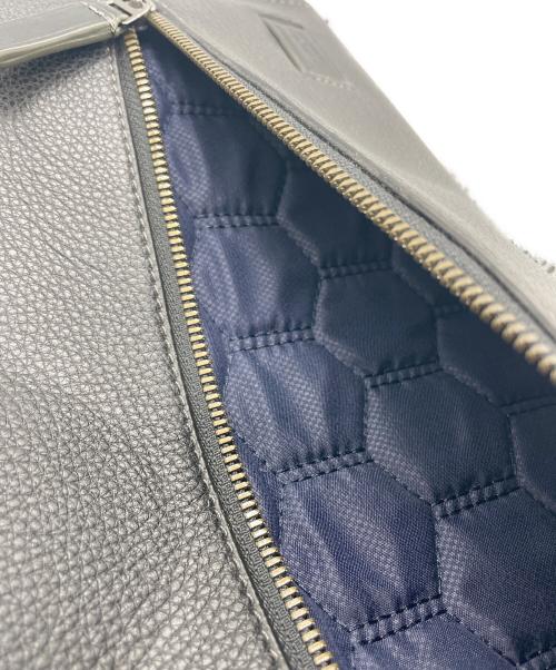 TUMI（トゥミ）TUMI (トゥミ) ビジネスバッグ ブラックの古着・服飾アイテム