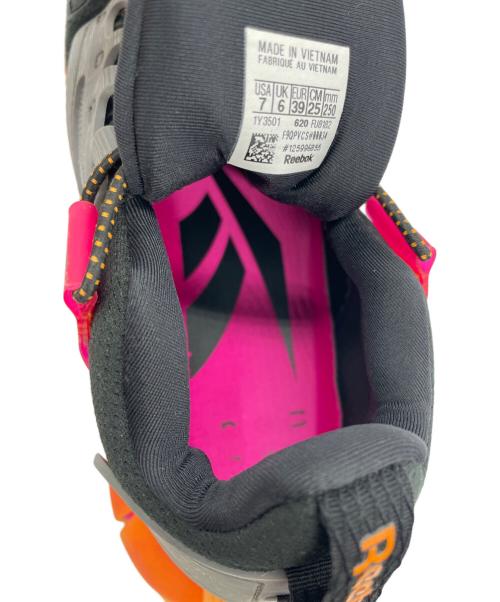 REEBOK（リーボック）REEBOK (リーボック) ローカットスニーカー Zig Kinetica Edge ブラック×オレンジ サイズ:25の古着・服飾アイテム