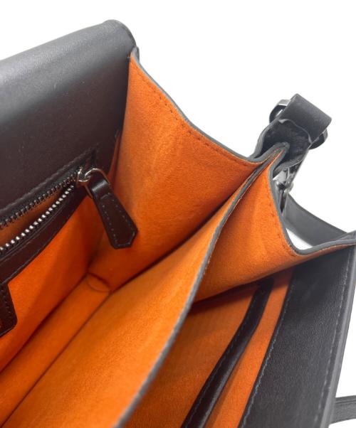 MCM（エムシーエム）MCM (エムシーエム) ショルダーバッグ ブラックの古着・服飾アイテム