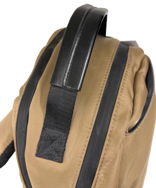 Greco（グレコ）Greco (グレコ) aide (アイド) リュック　Round Backpack-R ブラウン 未使用品の古着・服飾アイテム
