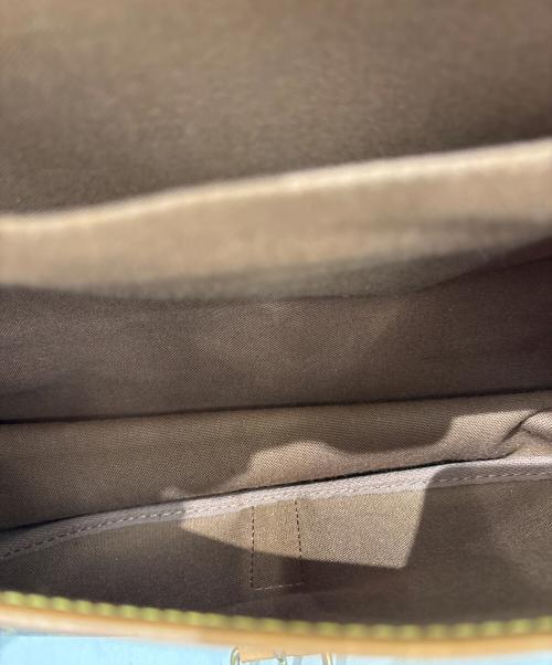 LOUIS VUITTON（ルイ ヴィトン）LOUIS VUITTON (ルイ ヴィトン) ショルダーバッグ　ソミュール43 ブラウンの古着・服飾アイテム