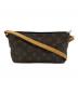 LOUIS VUITTON（ルイ ヴィトン）の古着「ショルダーポーチ モノグラム トロター」｜ブラウン