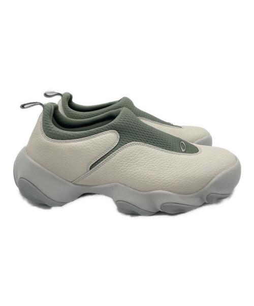 OAKLEY（オークリー）OAKLEY (オークリー) FACTORY TEAM FLESH オフホワイト＆グリーン サイズ:27.5の古着・服飾アイテム