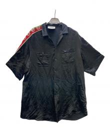 GUCCI（グッチ）の古着「19AW TAPED LOGO VACATION SHIRT」｜ブラック