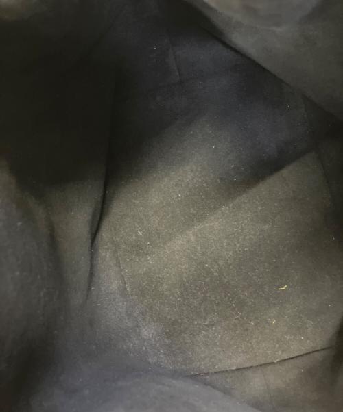 LOUIS VUITTON（ルイ ヴィトン）LOUIS VUITTON (ルイ ヴィトン) ショルダーバッグ エピ プチノエ ブラックの古着・服飾アイテム