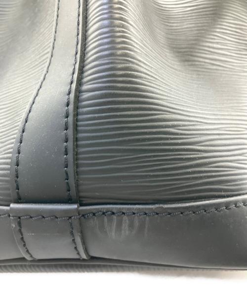 LOUIS VUITTON（ルイ ヴィトン）LOUIS VUITTON (ルイ ヴィトン) ショルダーバッグ エピ プチノエ ブラックの古着・服飾アイテム
