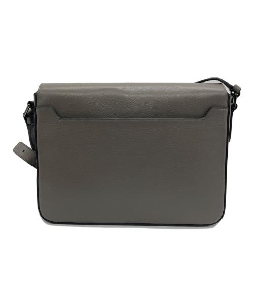 TOM FORD（トムフォード）TOM FORD (トムフォード) ショルダーバッグ グレーの古着・服飾アイテム