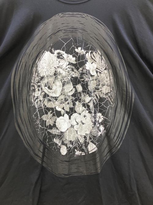 Vivienne Westwood man（ヴィヴィアン ウェストウッド マン）Vivienne Westwood man (ヴィヴィアン ウェストウッド マン) 半袖カットソー CRACKED FLORAL FRAME エレファンントTシャツ ブラック サイズ:Freeの古着・服飾アイテム